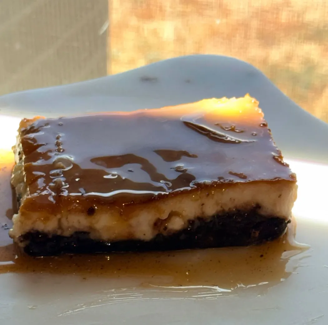 A caramel-topped dessert slice